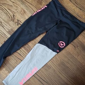 Virus compression leggings